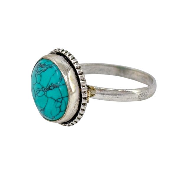 Round Southwestern Turquoise Ring | Vintage Sterling Silver 925 | Size 10 - Picture 7 of 11